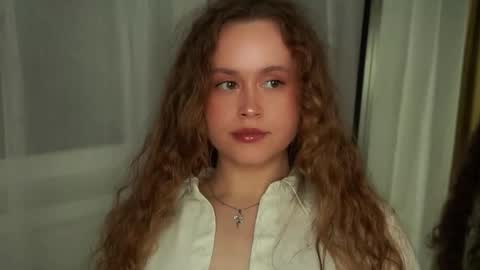 Snapshot of kendraedger chatting on September 2025 06:13:01 PM Kira online show from September 2025 06:13:01 PM