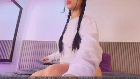 Snapshot of kenia_sweetie chatting on May 2026 11:18:01 AM kenia_sweetie online show from May 2026 11:18:01 AM