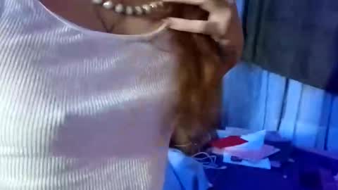 kenkenkenily online show from November 2025 12:02:01 AM