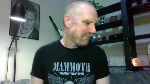 Snapshot of kenkuddles chatting on January 2025 04:20:01 AM Ken Kuddles online show from January 2025 04:20:01 AM