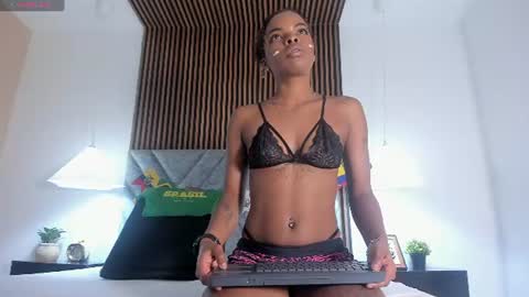 Snapshot of kenndrarose chatting on June 2026 01:22:02 PM kenndrarose online show from June 2026 01:22:02 PM