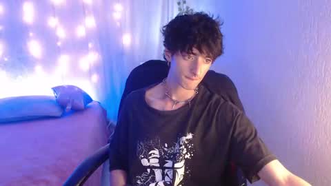 Snapshot of kenny__hot chatting on January 2025 05:49:01 PM kenny online show from January 2025 05:49:01 PM