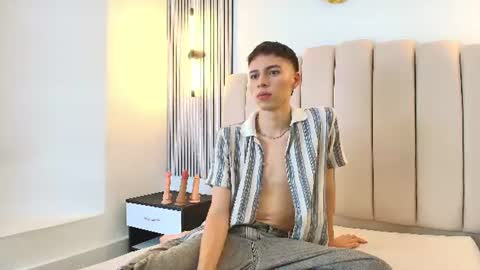 kenny_hank online show from July 2026 03:45:02 AM