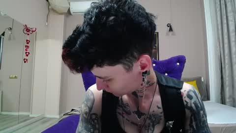 Snapshot of kennyvibe chatting on June 2026 02:21:02 PM kennyvibe online show from June 2026 02:21:02 PM