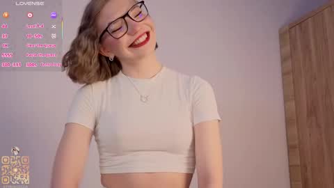 Snapshot of kenyattawestermark chatting on March 2026 06:27:02 PM Lisa online show from March 2026 06:27:02 PM