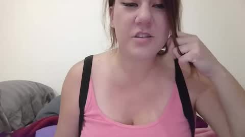 Snapshot of kenzbenz chatting on February 2025 06:01:02 PM KenzBenz online show from February 2025 06:01:02 PM