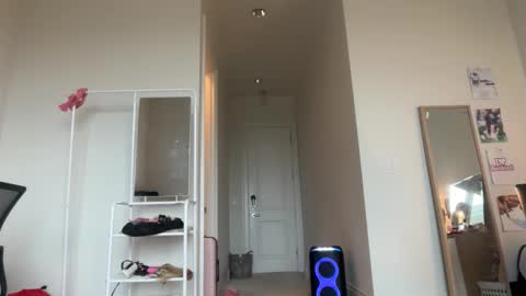 Snapshot of kenziesmithh chatting on January 2026 06:55:02 PM kenziesmithh online show from January 2026 06:55:02 PM