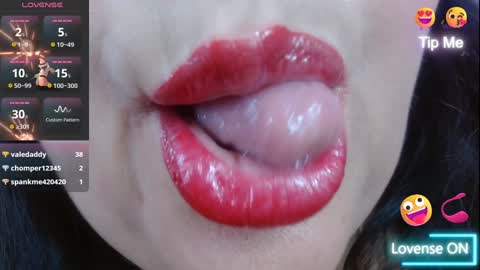 K E R L Y online show from January 2025 05:09:02 PM