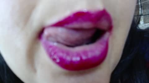 K E R L Y online show from January 2025 06:29:02 PM