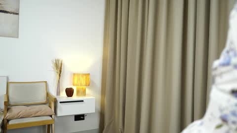 Snapshot of kerriederflinger chatting on December 2025 06:13:02 PM Lana online show from December 2025 06:13:02 PM