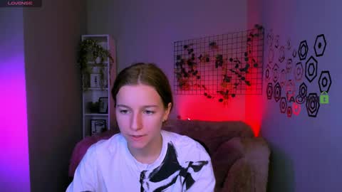 Snapshot of kerry_derry chatting on October 2025 12:17:01 PM kara online show from October 2025 12:17:01 PM