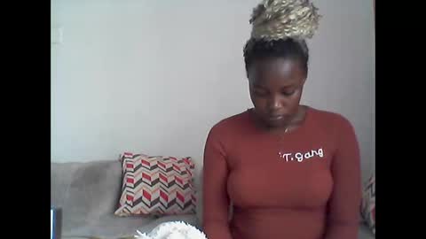 Snapshot of kerrysweet chatting on March 2026 12:43:01 PM kerrysweet online show from March 2026 12:43:01 PM