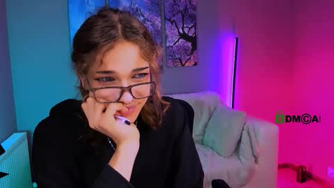 kevi here online show from September 2025 07:36:02 PM
