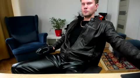 Kev online show from October 2025 12:26:02 PM