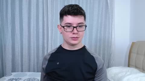 Kevin online show from November 2025 06:18:01 PM