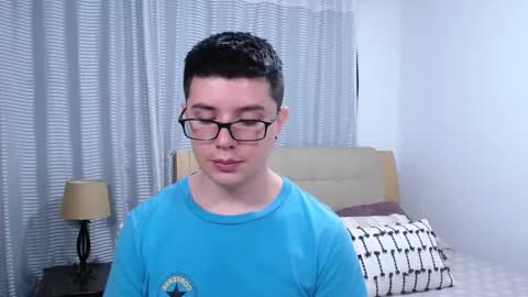 Kevin online show from April 2026 07:58:01 PM