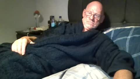 kevlooking4sez online show from June 2026 12:30:01 AM