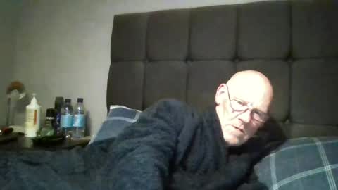 kevlooking4sez online show from July 2026 12:54:01 AM