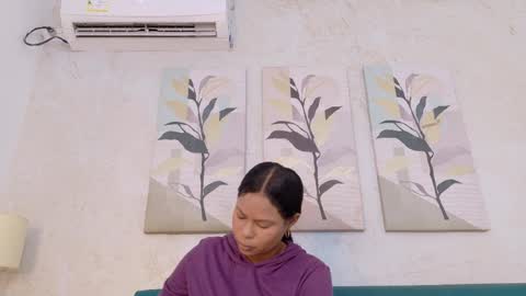 Keyla  online show from April 2026 12:16:02 PM