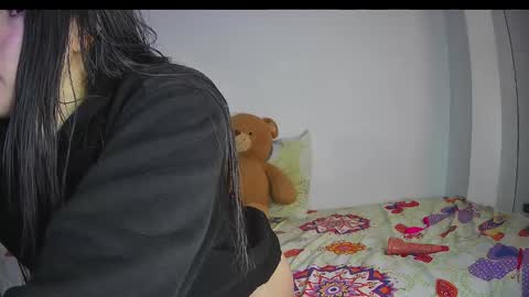 Keyla online show from October 2025 12:22:02 PM