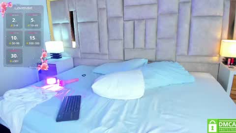 keylli_vega online show from June 2026 06:52:02 AM