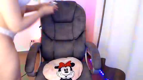 Snapshot of khal_girl chatting on November 2025 04:24:01 AM Liss online show from November 2025 04:24:01 AM