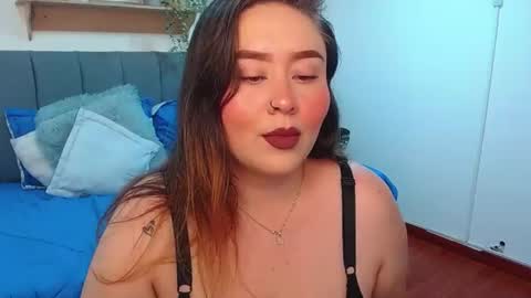 K H A I L A online show from June 2026 07:38:01 PM