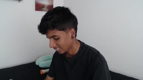 Snapshot of khevinlopezonig chatting on January 2025 04:26:01 PM khevinlopezonig online show from January 2025 04:26:01 PM