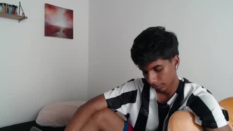 Snapshot of khevinlopezonig chatting on January 2025 09:04:02 PM khevinlopezonig online show from January 2025 09:04:02 PM