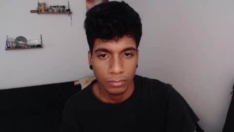 Snapshot of khevinlopezonig chatting on February 2025 12:33:01 PM khevinlopezonig online show from February 2025 12:33:01 PM