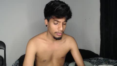 Snapshot of khevinlopezonig chatting on October 2025 11:15:01 PM khevinlopezonig online show from October 2025 11:15:01 PM