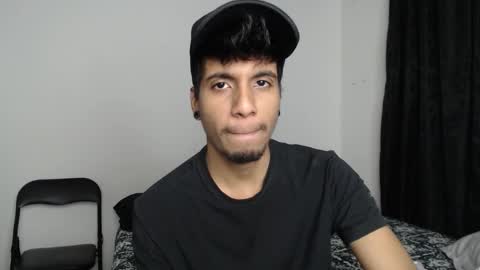 Snapshot of khevinlopezonig chatting on November 2025 03:30:02 AM khevinlopezonig online show from November 2025 03:30:02 AM