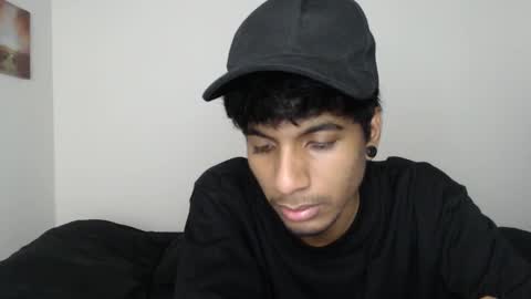 Snapshot of khevinlopezonig chatting on November 2025 12:32:01 AM khevinlopezonig online show from November 2025 12:32:01 AM