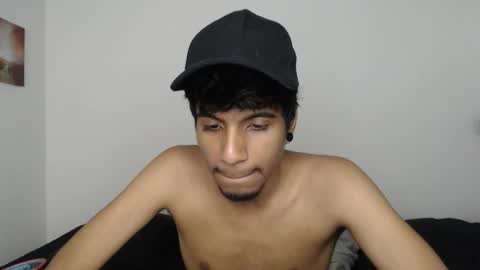 Snapshot of khevinlopezonig chatting on December 2025 11:43:01 PM khevinlopezonig online show from December 2025 11:43:01 PM