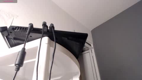 khloe33 online show from April 2026 04:46:01 AM