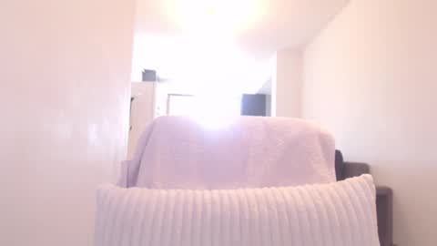 Snapshot of khloe_star chatting on September 2025 10:51:01 AM Khloe online show from September 2025 10:51:01 AM