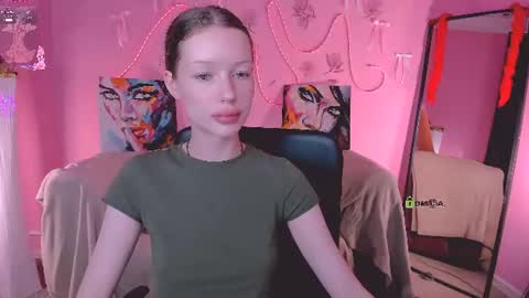 Snapshot of khloebeauty chatting on June 2026 01:34:01 PM khloebeauty online show from June 2026 01:34:01 PM