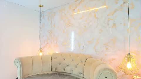 Khloe online show from January 2026 05:02:02 AM