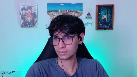 khozler_ online show from May 2026 05:03:01 AM