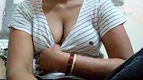 khushisinghh online show from January 2025 06:33:01 AM