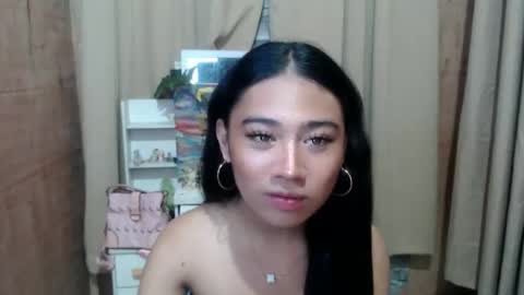Snapshot of kiana4uxoxo chatting on September 2025 07:32:02 AM Kiana online show from September 2025 07:32:02 AM