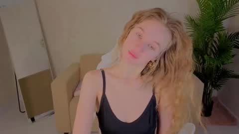 kianawhite online show from February 2026 09:04:02 AM