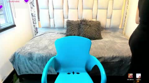 kiara Cruz online show from June 2026 08:00:01 PM