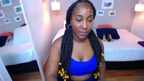 Snapshot of kiara_evanss chatting on December 2024 08:40:01 PM Kiara online show from December 2024 08:40:01 PM