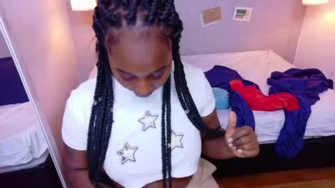 Snapshot of kiara_evanss chatting on August 2026 08:33:01 PM Kiara online show from August 2026 08:33:01 PM