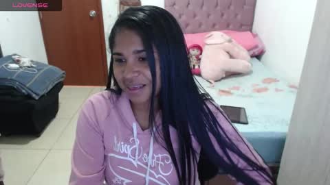 Kiara online show from September 2025 06:57:01 PM