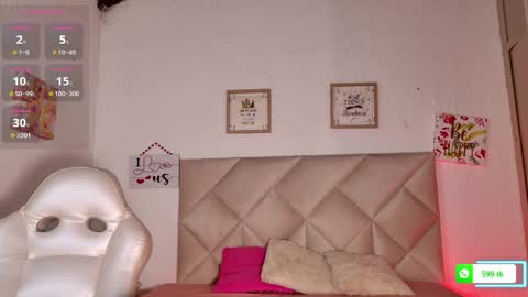 kiaraa_ebony online show from May 2026 02:32:01 PM