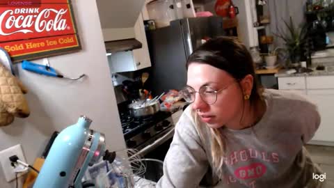 Snapshot of kierbearkisses chatting on February 2026 06:36:02 AM Kiersten online show from February 2026 06:36:02 AM