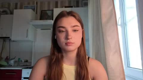 Snapshot of kierstentates chatting on May 2026 05:24:01 AM Ola my name is Lissa Lets hit 10 Thumbs Up together online show from May 2026 05:24:01 AM