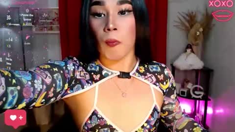 Snapshot of kiethmadison_miller chatting on October 2025 08:04:02 AM Im Mia online show from October 2025 08:04:02 AM